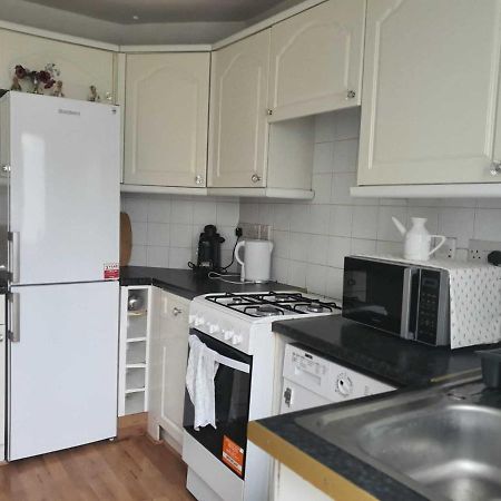 Grey Double Bedroom London Exterior photo